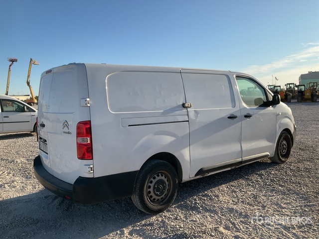 2019 Citroen Jumpy 2.0 Blue HDI - 패널 밴 : 사진 4 2019 Citroen Jumpy 2.0 Blue HDI - 패널 밴 : 사진 4