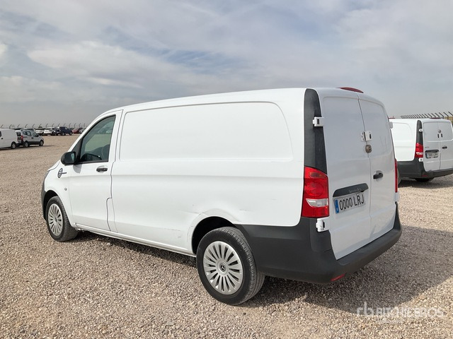 2019 Mercedes-Benz eVito Electric Cargo Van - 패널 밴 : 사진 4 2019 Mercedes-Benz eVito Electric Cargo Van - 패널 밴 : 사진 4