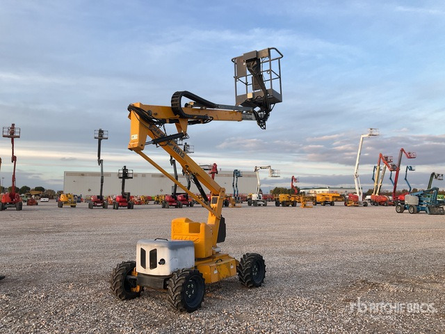 2019 Nifty-Lift HR12D 4WD Diesel Articulating Boom Lift - 관절 붐 : 사진 1 2019 Nifty-Lift HR12D 4WD Diesel Articulating Boom Lift - 관절 붐 : 사진 1