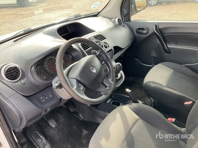 2019 Renault Kangoo Combi Passenger Van - 소형 버스, 승합차 : 사진 5 2019 Renault Kangoo Combi Passenger Van - 소형 버스, 승합차 : 사진 5