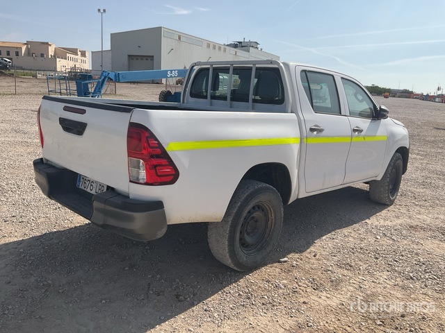 2019 Toyota Hilux 4x4 Crew Cab Pickup - 픽업트럭 : 사진 4 2019 Toyota Hilux 4x4 Crew Cab Pickup - 픽업트럭 : 사진 4