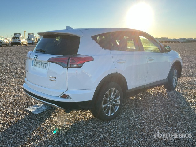 2019 Toyota RAV4 Hybrid SUV - SUV : 사진 3 2019 Toyota RAV4 Hybrid SUV - SUV : 사진 3