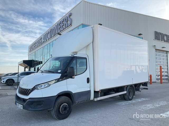 2020 Iveco Daily 70C18 4x2 Van Truck - 박스 트럭 : 사진 1 2020 Iveco Daily 70C18 4x2 Van Truck - 박스 트럭 : 사진 1