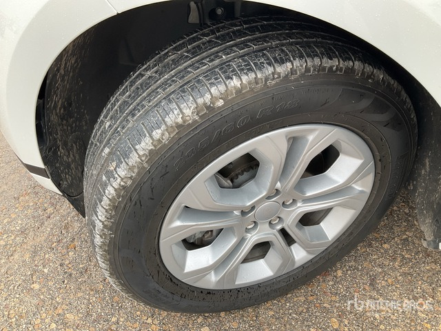 2020 Land Rover Range Rover Evoque 2.0 D150S 4WD SUV - SUV : 사진 3 2020 Land Rover Range Rover Evoque 2.0 D150S 4WD SUV - SUV : 사진 3