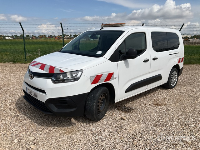2020 Toyota Proace City Verso 5 Passenger Van - 소형 버스, 승합차 : 사진 2 2020 Toyota Proace City Verso 5 Passenger Van - 소형 버스, 승합차 : 사진 2