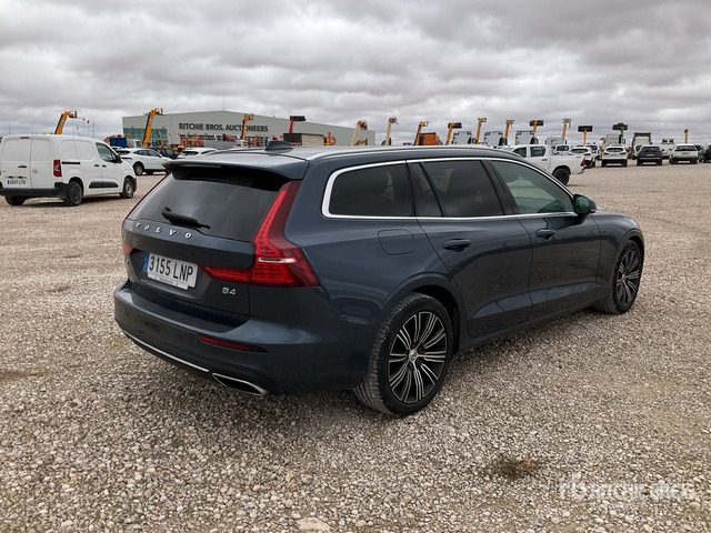 2021 Volvo V60 SUV - SUV : 사진 3 2021 Volvo V60 SUV - SUV : 사진 3