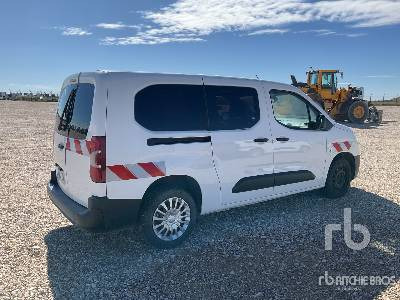 TOYOTA PROACE CITY VER 5 - 차량 : 사진 3 TOYOTA PROACE CITY VER 5 - 차량 : 사진 3