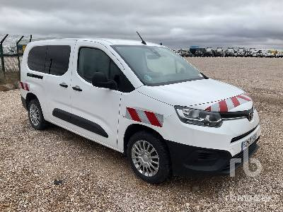 TOYOTA PROACE CITY VER 5 - 차량 : 사진 4 TOYOTA PROACE CITY VER 5 - 차량 : 사진 4