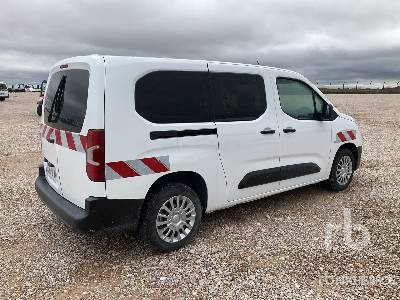 TOYOTA PROACE CITY VER 5 - 차량 : 사진 3 TOYOTA PROACE CITY VER 5 - 차량 : 사진 3
