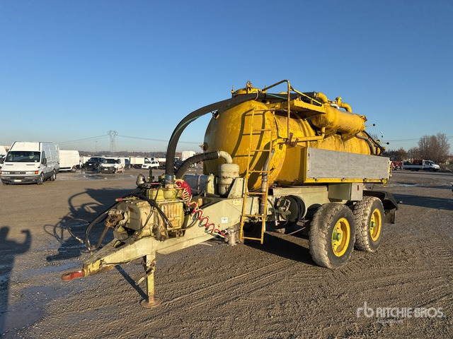 1988 Olivetti Dumper 200 T/A Agricultural Tank Trailer :Misc. Agricultural Trailer - 농장 트레일러 : 사진 1 1988 Olivetti Dumper 200 T/A Agricultural Tank Trailer :Misc. Agricultural Trailer - 농장 트레일러 : 사진 1