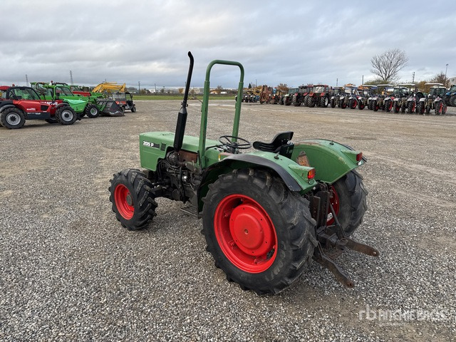 1989 Fendt 205 4WD Tractor - 장궤형 트랙터 : 사진 2 1989 Fendt 205 4WD Tractor - 장궤형 트랙터 : 사진 2