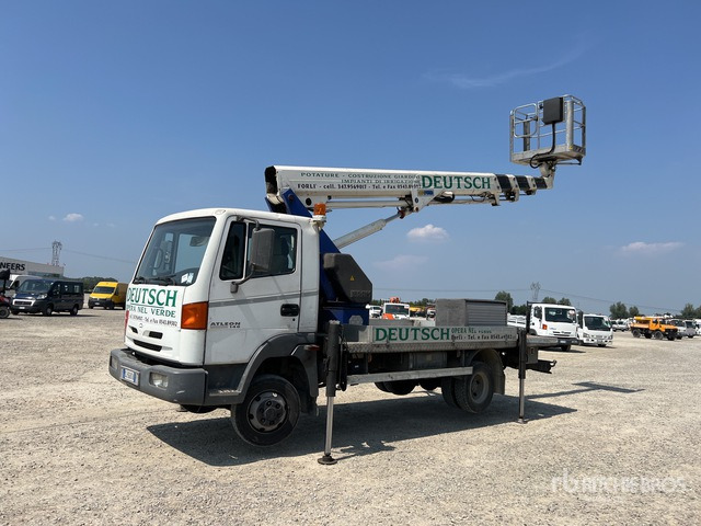 2003 Nissan Atleon 140 2003 Ram Antares 220I4 20 m on 4x2 Bucket Truck - 트럭 탑재 고가작업 플랫폼 : 사진 2 2003 Nissan Atleon 140 2003 Ram Antares 220I4 20 m on 4x2 Bucket Truck - 트럭 탑재 고가작업 플랫폼 : 사진 2
