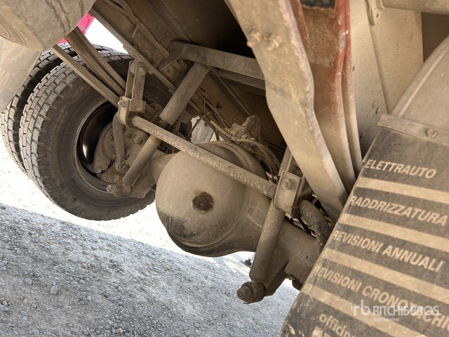 2003 Nissan Atleon 140 2003 Ram Antares 220I4 20 m on 4x2 Bucket Truck - 트럭 탑재 고가작업 플랫폼 : 사진 5 2003 Nissan Atleon 140 2003 Ram Antares 220I4 20 m on 4x2 Bucket Truck - 트럭 탑재 고가작업 플랫폼 : 사진 5