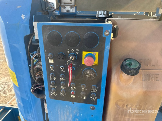 2004 Genie Z-34/22 Diesel Articulating Boom Lift - 관절 붐 : 사진 5 2004 Genie Z-34/22 Diesel Articulating Boom Lift - 관절 붐 : 사진 5