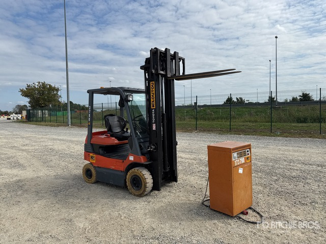 2005 Toyota 7FB18 1750 kg Electric Forklift - 전기 지게차 : 사진 4 2005 Toyota 7FB18 1750 kg Electric Forklift - 전기 지게차 : 사진 4