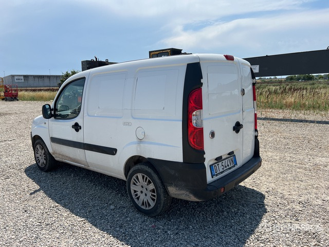 2008 Fiat Doblo (Inoperable) Van Truck - 패널 밴 : 사진 3 2008 Fiat Doblo (Inoperable) Van Truck - 패널 밴 : 사진 3