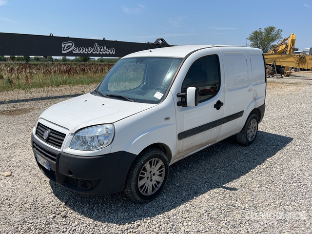 2008 Fiat Doblo (Inoperable) Van Truck - 소형 밴 : 사진 3 2008 Fiat Doblo (Inoperable) Van Truck - 소형 밴 : 사진 3