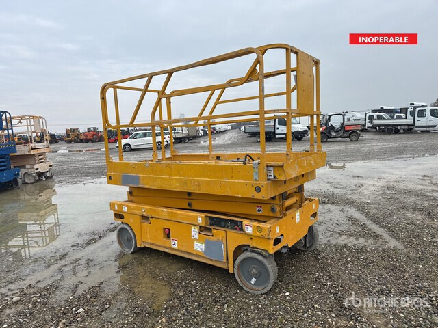 2009 Haulotte Compact 8NWT Electric (Inoperable) Scissor Lift - 시저 리프트 : 사진 1 2009 Haulotte Compact 8NWT Electric (Inoperable) Scissor Lift - 시저 리프트 : 사진 1
