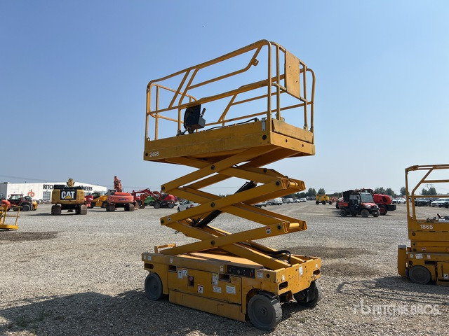2009 Haulotte Compact 8W NT Electric Scissor Lift - 시저 리프트 : 사진 1 2009 Haulotte Compact 8W NT Electric Scissor Lift - 시저 리프트 : 사진 1
