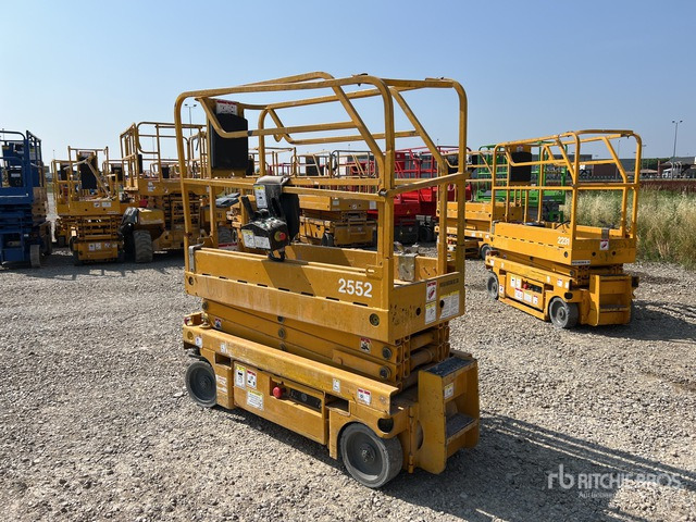 2009 Haulotte Optimum 8NT Electric (Inoperable) Scissor Lift - 시저 리프트 : 사진 3 2009 Haulotte Optimum 8NT Electric (Inoperable) Scissor Lift - 시저 리프트 : 사진 3