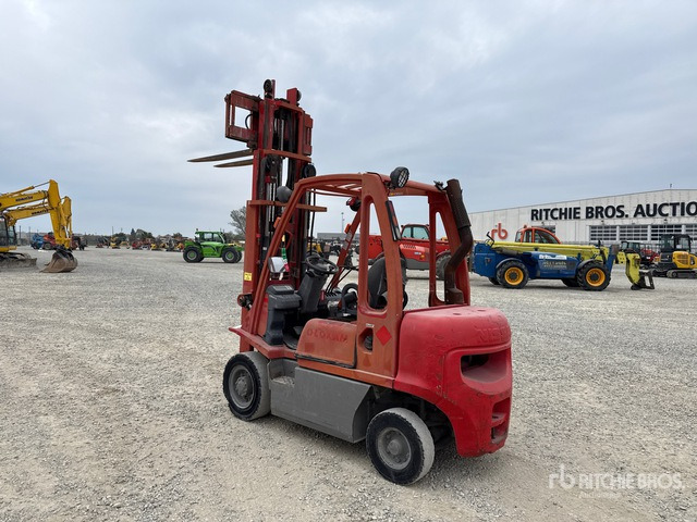 2009 Nissan Y1D2A250 2250 kg Forklift - 디젤 지게차 : 사진 2 2009 Nissan Y1D2A250 2250 kg Forklift - 디젤 지게차 : 사진 2