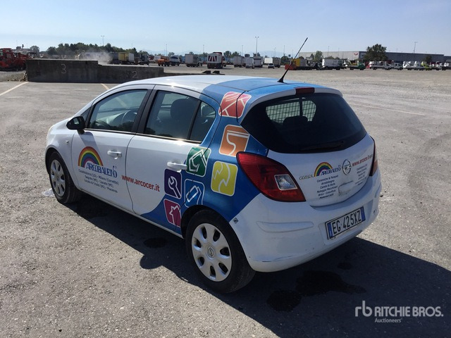 2011 Opel Corsa (Inoperable) Automobile - 차량 : 사진 3 2011 Opel Corsa (Inoperable) Automobile - 차량 : 사진 3