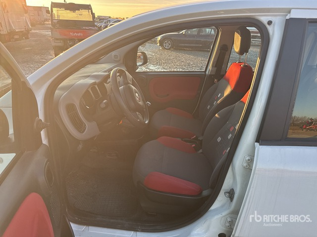 2013 Fiat Panda Automobile - 차량 : 사진 5 2013 Fiat Panda Automobile - 차량 : 사진 5
