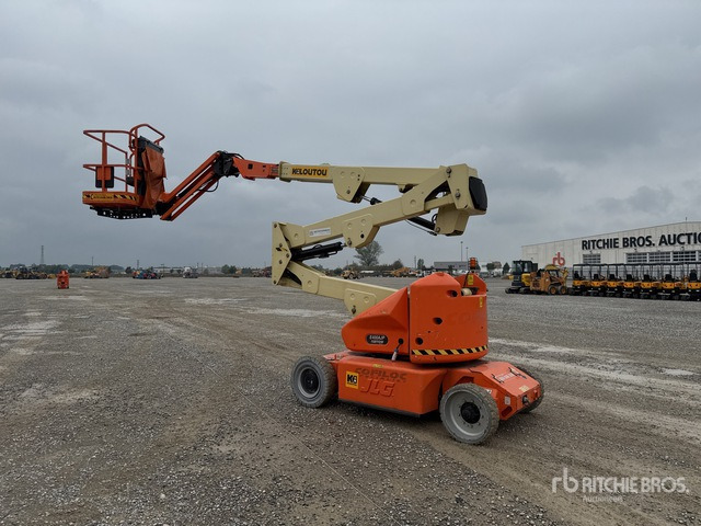 2013 JLG E400AJPN Electric Articulating Boom Lift - 관절 붐 : 사진 4 2013 JLG E400AJPN Electric Articulating Boom Lift - 관절 붐 : 사진 4