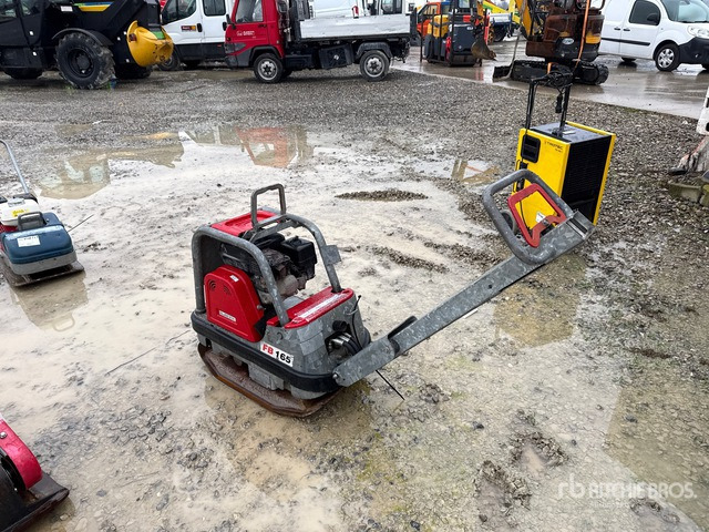 2013 Swepac FB165 Vibratory Plate Compactor - 진동판 : 사진 2 2013 Swepac FB165 Vibratory Plate Compactor - 진동판 : 사진 2