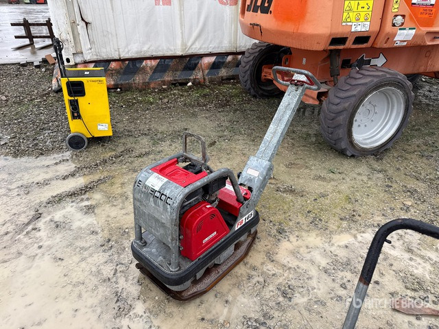 2013 Swepac FB165 Vibratory Plate Compactor - 진동판 : 사진 1 2013 Swepac FB165 Vibratory Plate Compactor - 진동판 : 사진 1