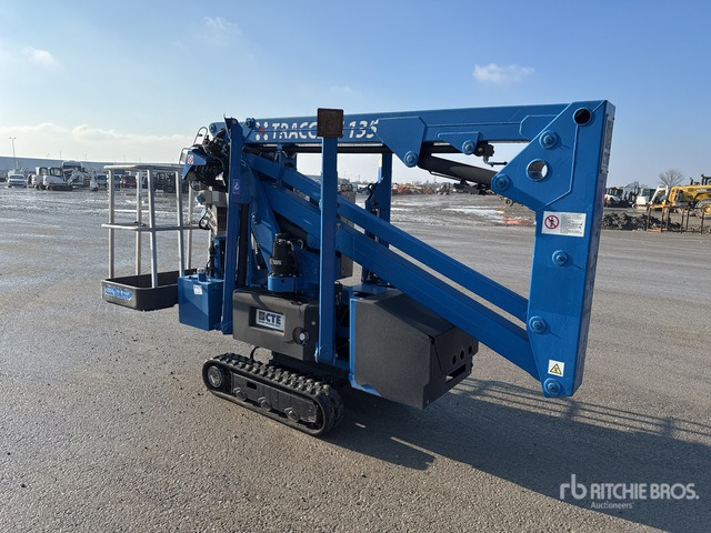 2014 CTE Traccess 135 Crawler Articulating Boom Lift - 관절 붐 : 사진 2 2014 CTE Traccess 135 Crawler Articulating Boom Lift - 관절 붐 : 사진 2