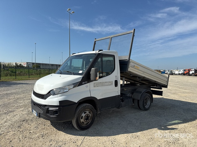 2015 Iveco Daily 35-110 Autocarro ribaltabile: carichi leggeri - 덤프 밴 : 사진 2 2015 Iveco Daily 35-110 Autocarro ribaltabile: carichi leggeri - 덤프 밴 : 사진 2