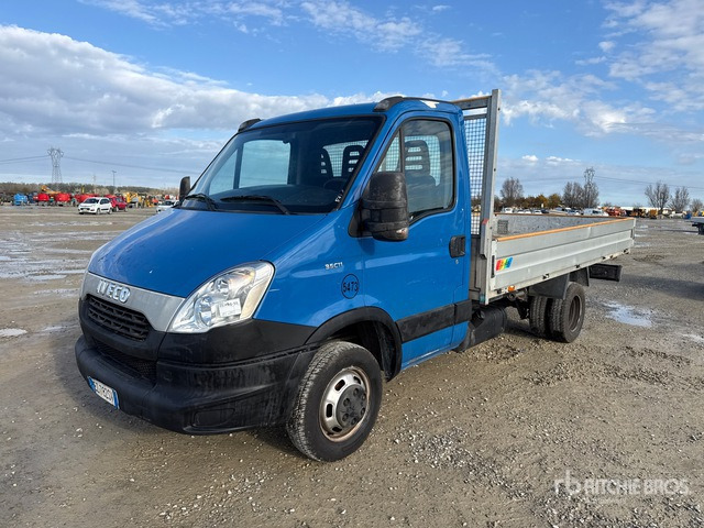 2015 Iveco Daily 35C11 Flatbed Truck - 드롭사이드/ 플랫베드 트럭 : 사진 1 2015 Iveco Daily 35C11 Flatbed Truck - 드롭사이드/ 플랫베드 트럭 : 사진 1