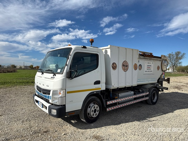 2015 Mitsubishi Fuso Canter 7C15 Van Truck - 쓰레기차 : 사진 1 2015 Mitsubishi Fuso Canter 7C15 Van Truck - 쓰레기차 : 사진 1
