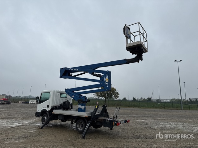 2015 Nissan Cabstar 35.12 2015 Socage DA 320 20 m on Bucket Truck - 트럭 탑재 고가작업 플랫폼 : 사진 3 2015 Nissan Cabstar 35.12 2015 Socage DA 320 20 m on Bucket Truck - 트럭 탑재 고가작업 플랫폼 : 사진 3