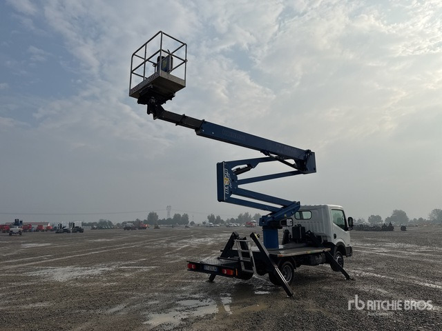 2015 Nissan Cabstar 35.12 2015 Socage DA324 24 m on Bucket Truck - 트럭 탑재 고가작업 플랫폼 : 사진 4 2015 Nissan Cabstar 35.12 2015 Socage DA324 24 m on Bucket Truck - 트럭 탑재 고가작업 플랫폼 : 사진 4