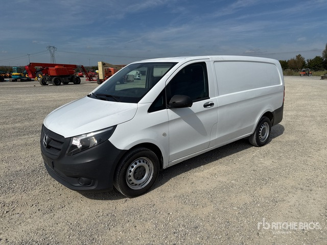 2016 Mercedes-Benz Vito Furgone cargo - 패널 밴 : 사진 2 2016 Mercedes-Benz Vito Furgone cargo - 패널 밴 : 사진 2