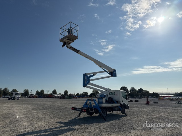 2016 Nissan Cabstar 35.12 2014 Socage DA320 20 m on Bucket Truck - 트럭 탑재 고가작업 플랫폼 : 사진 3 2016 Nissan Cabstar 35.12 2014 Socage DA320 20 m on Bucket Truck - 트럭 탑재 고가작업 플랫폼 : 사진 3