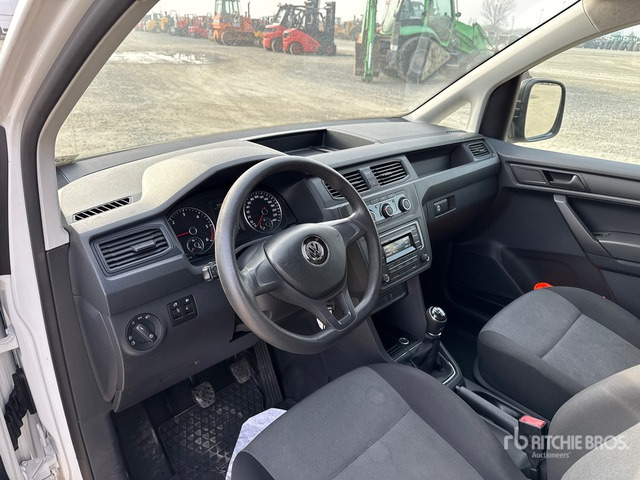 2017 Volkswagen Caddy 2.0 TDCI 122 CV E6 4 MOTION Van Truck - 박스 트럭 : 사진 4 2017 Volkswagen Caddy 2.0 TDCI 122 CV E6 4 MOTION Van Truck - 박스 트럭 : 사진 4