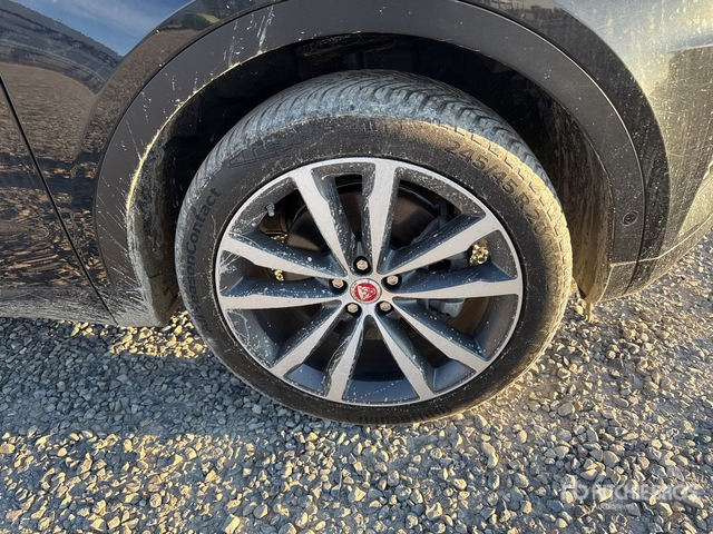 2018 Jaguar E Pace 2.0D I4 R-DYNAMIC SE 4WD 240CV SUV - SUV : 사진 4 2018 Jaguar E Pace 2.0D I4 R-DYNAMIC SE 4WD 240CV SUV - SUV : 사진 4