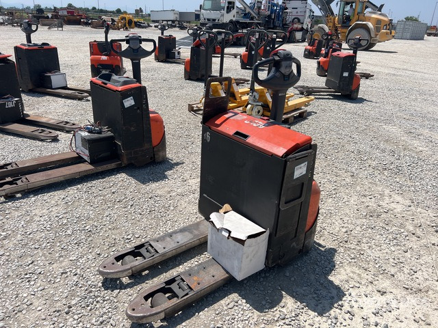 2018 Toyota LWE180 Electric Pallet Jack - 팔레트 트럭 : 사진 2 2018 Toyota LWE180 Electric Pallet Jack - 팔레트 트럭 : 사진 2