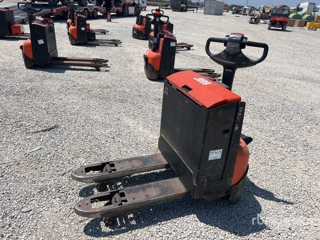 2018 Toyota LWE180 Electric Pallet Jack - 팔레트 트럭 : 사진 1 2018 Toyota LWE180 Electric Pallet Jack - 팔레트 트럭 : 사진 1