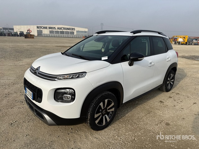 2019 Citroen C3 Aircross PURETECH 110 SeS SHINE Automobile - 차량 : 사진 1 2019 Citroen C3 Aircross PURETECH 110 SeS SHINE Automobile - 차량 : 사진 1