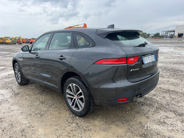2019 Jaguar F-Pace 2.0D I4 180CV R-SPORT AWD SUV - SUV : 사진 4 2019 Jaguar F-Pace 2.0D I4 180CV R-SPORT AWD SUV - SUV : 사진 4