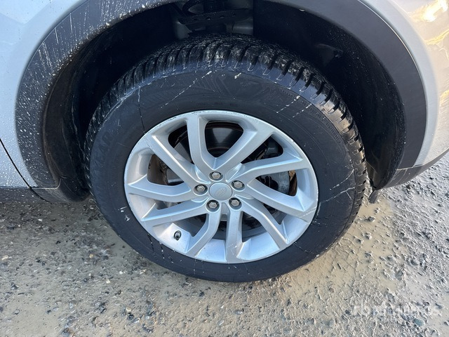 2019 Land Rover Discovery Sport 2.0 TD4 150CV SE 4WD SUV - SUV : 사진 4 2019 Land Rover Discovery Sport 2.0 TD4 150CV SE 4WD SUV - SUV : 사진 4