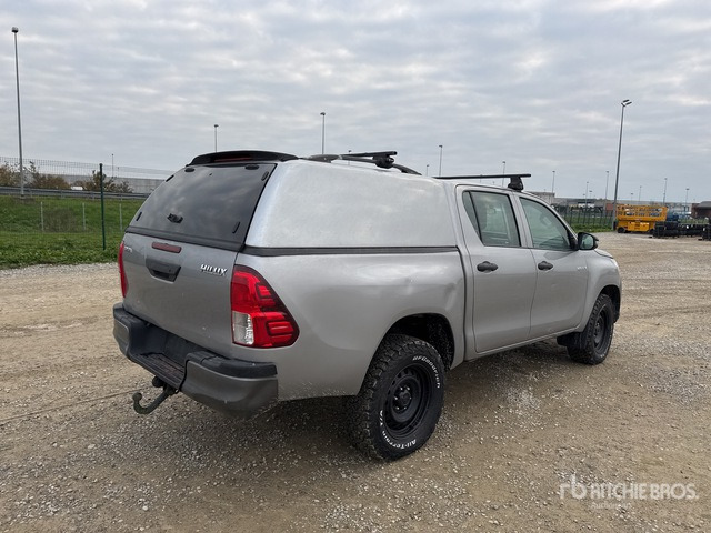 2019 Toyota Hilux Crew Cab Pickup - 픽업트럭 : 사진 3 2019 Toyota Hilux Crew Cab Pickup - 픽업트럭 : 사진 3