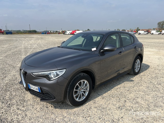 2020 Alfa Romeo Stelvio 2.2 TD 190CV AT8 Q4 BUSINESS SUV - SUV : 사진 3 2020 Alfa Romeo Stelvio 2.2 TD 190CV AT8 Q4 BUSINESS SUV - SUV : 사진 3