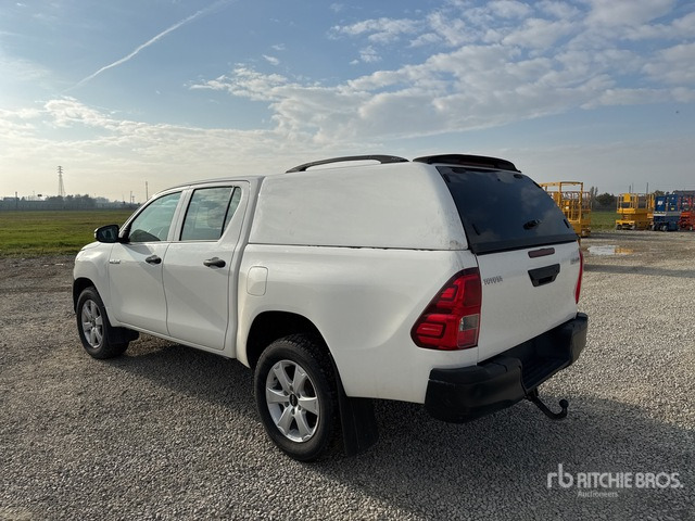 2020 Toyota Hilux Crew Cab Pickup - 픽업트럭 : 사진 4 2020 Toyota Hilux Crew Cab Pickup - 픽업트럭 : 사진 4