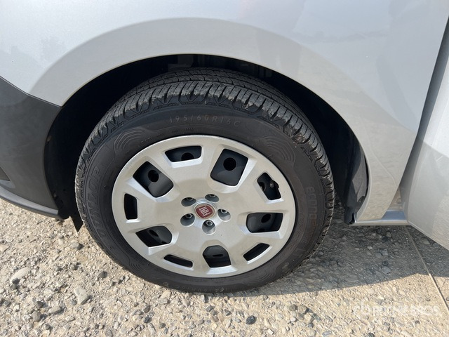 2021 Fiat Doblo CARGO CH1 LOUNGE 1.6 MJET 120CV ... Van Truck - 소형 밴 : 사진 5 2021 Fiat Doblo CARGO CH1 LOUNGE 1.6 MJET 120CV ... Van Truck - 소형 밴 : 사진 5