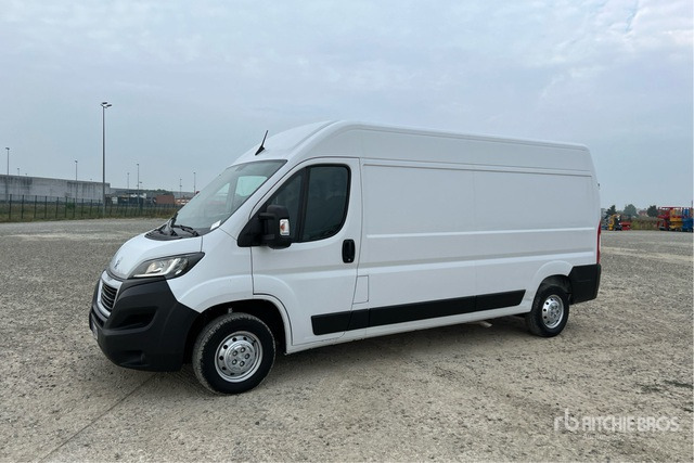 2021 Peugeot Boxer 333 L3H2 2.2 BLUEHDI 140CV S&S Van Truck - 패널 밴 : 사진 2 2021 Peugeot Boxer 333 L3H2 2.2 BLUEHDI 140CV S&S Van Truck - 패널 밴 : 사진 2